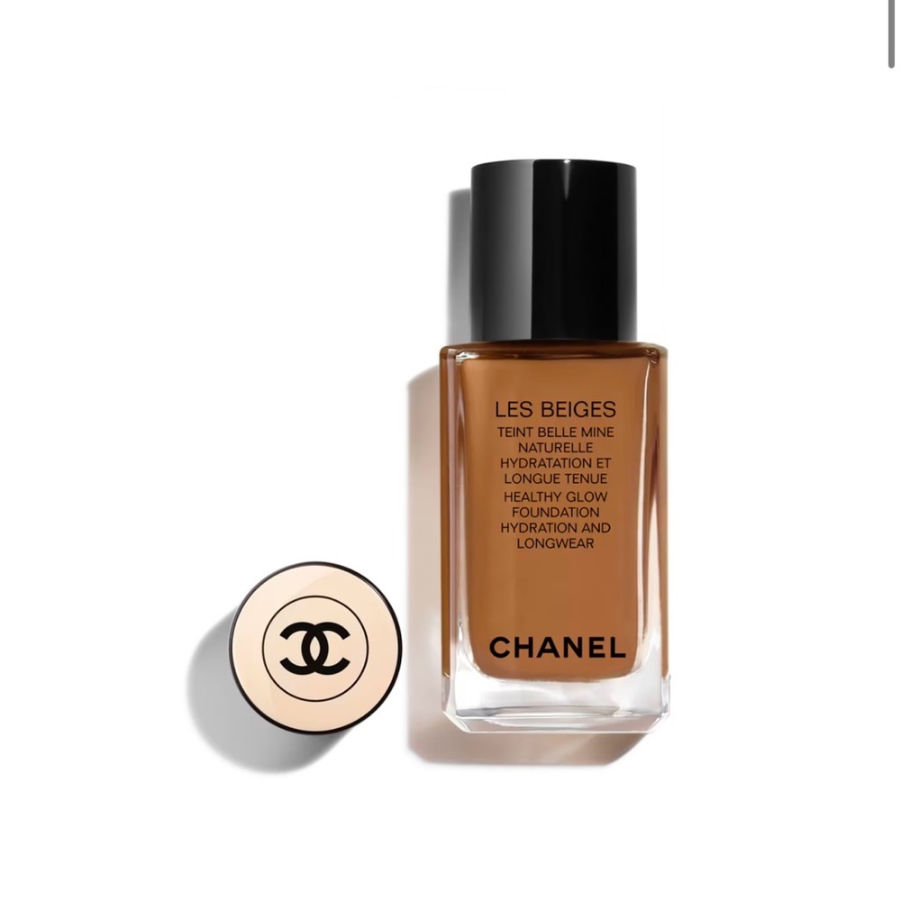 * NEW CHANEL B130 Tan Foundation Luxurious Complexion Enhancer